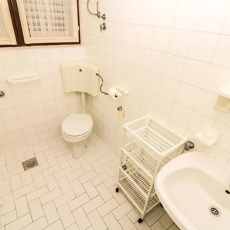 Apartman Magasic With Terrace Baska (Krk)