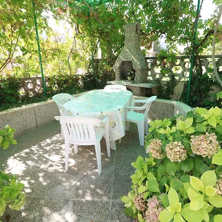 Magasic With Terrace * Baska (Krk)